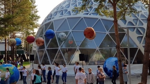 Внешний круглогодичный купол Д-20 м с остеклением НРЦ «Сфера»
